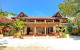 White Beach Villas