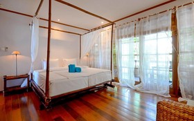 White Beach Villas
