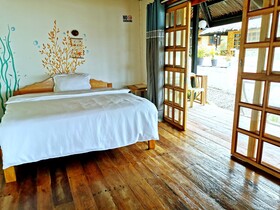 Kokomo Beach Resort