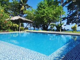 Kokomo Beach Resort