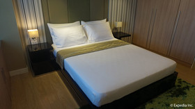 Shang Luxury Suites
