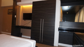 Shang Luxury Suites