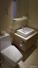 Shang Luxury Suites