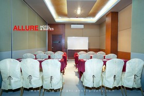 Allure Hotel & Suites