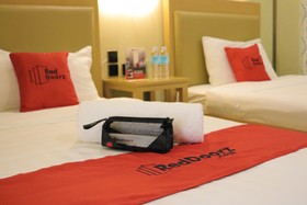 RedDoorz Plus @ AS Fortuna Cebu