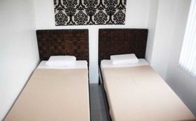 R Suites and Cafe