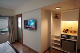 1775 Adriatico Suites
