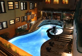 1775 Adriatico Suites