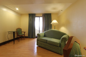Atrium Hotel