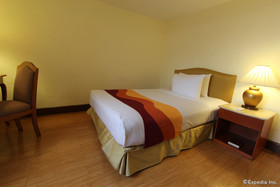 Atrium Hotel