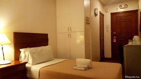Belvilla Airport Stays Near Makati Manila