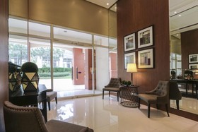 Bellini Suites at Presidio, Lakefront