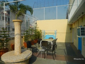 BGC Hostel & Dorm