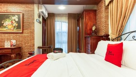Brickwood Suites by RedDoorz