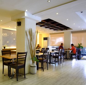Fersal Hotel Neptune Makati