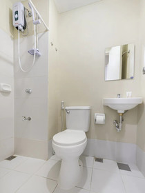 Finnex Hotel by OYO Rooms