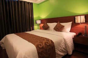 Capital O 820 Guijo Suites Makati