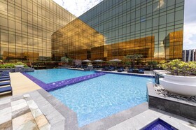 Hyatt Regency Manila, City of Dreams