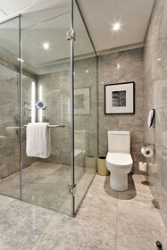 Hyatt Regency Manila, City of Dreams