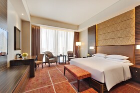 Hyatt Regency Manila, City of Dreams