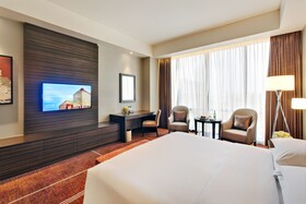 Hyatt Regency Manila, City of Dreams