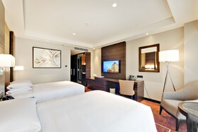 Hyatt Regency Manila, City of Dreams