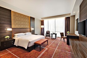 Hyatt Regency Manila, City of Dreams