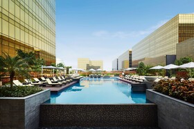 Hyatt Regency Manila, City of Dreams