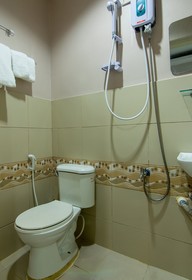Ichehan Apartments by OYO Rooms