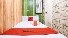 Joy Hostel by RedDoorz