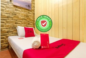 Joy Hostel by RedDoorz
