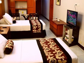 Jupiter Suites