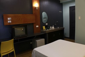 Leesons Residences