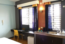 Leesons Residences