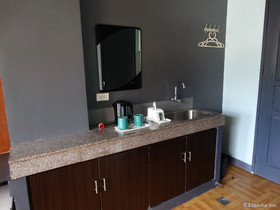 Leesons Residences