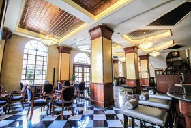 Luneta Hotel