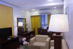 Malayan Plaza