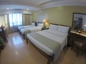 Malayan Plaza