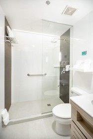 Microtel by Wyndham Mall of Asia