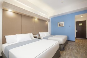 Microtel by Wyndham Mall of Asia