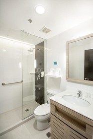 Microtel by Wyndham Mall of Asia