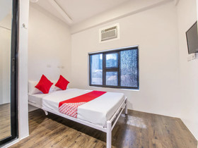 Mytown New York by OYO Rooms