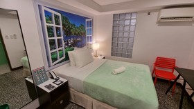 One Cristina Suites