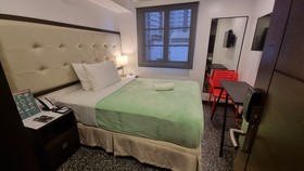 One Cristina Suites