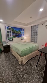 One Cristina Suites