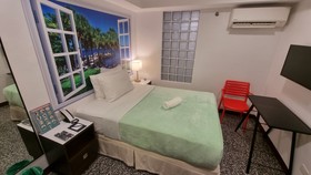 One Cristina Suites