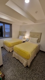 One Cristina Suites
