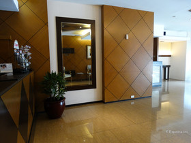 Paragon Tower Hotel