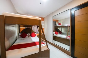 Pearl Blossom Hotel by OYO Rooms