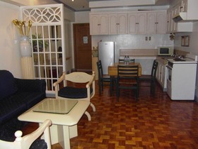 Perla Mansion
